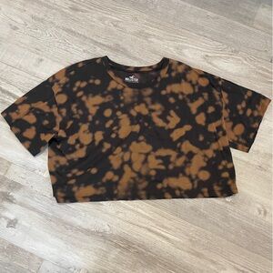 Hollister Black and Brown Tie-Dye Crop Top